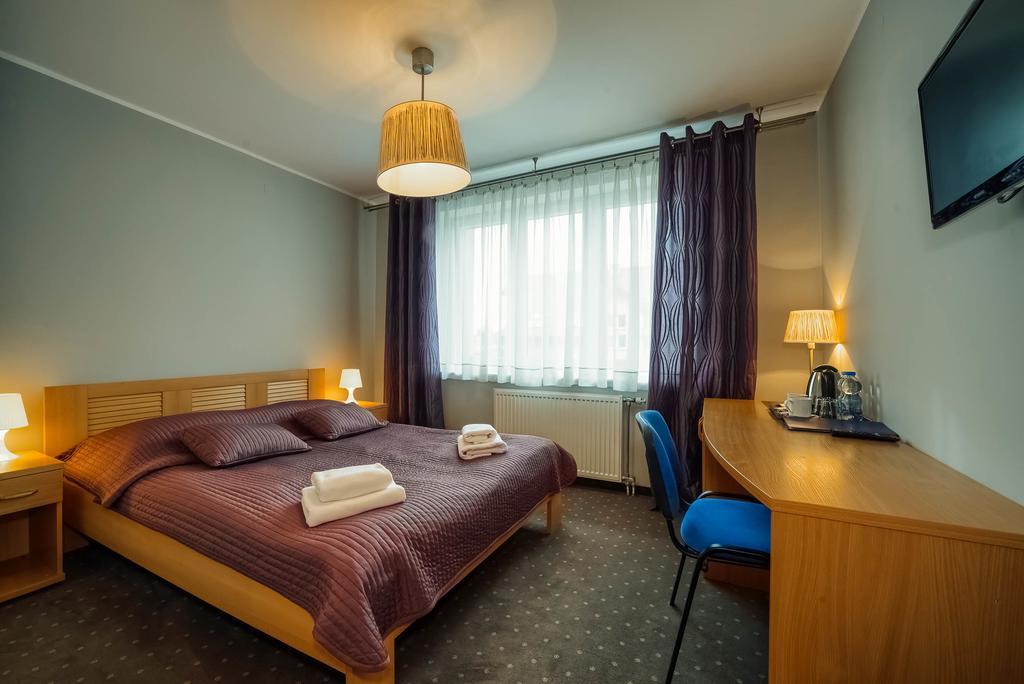Hotel Dom Polonii Ostróda Buitenkant foto